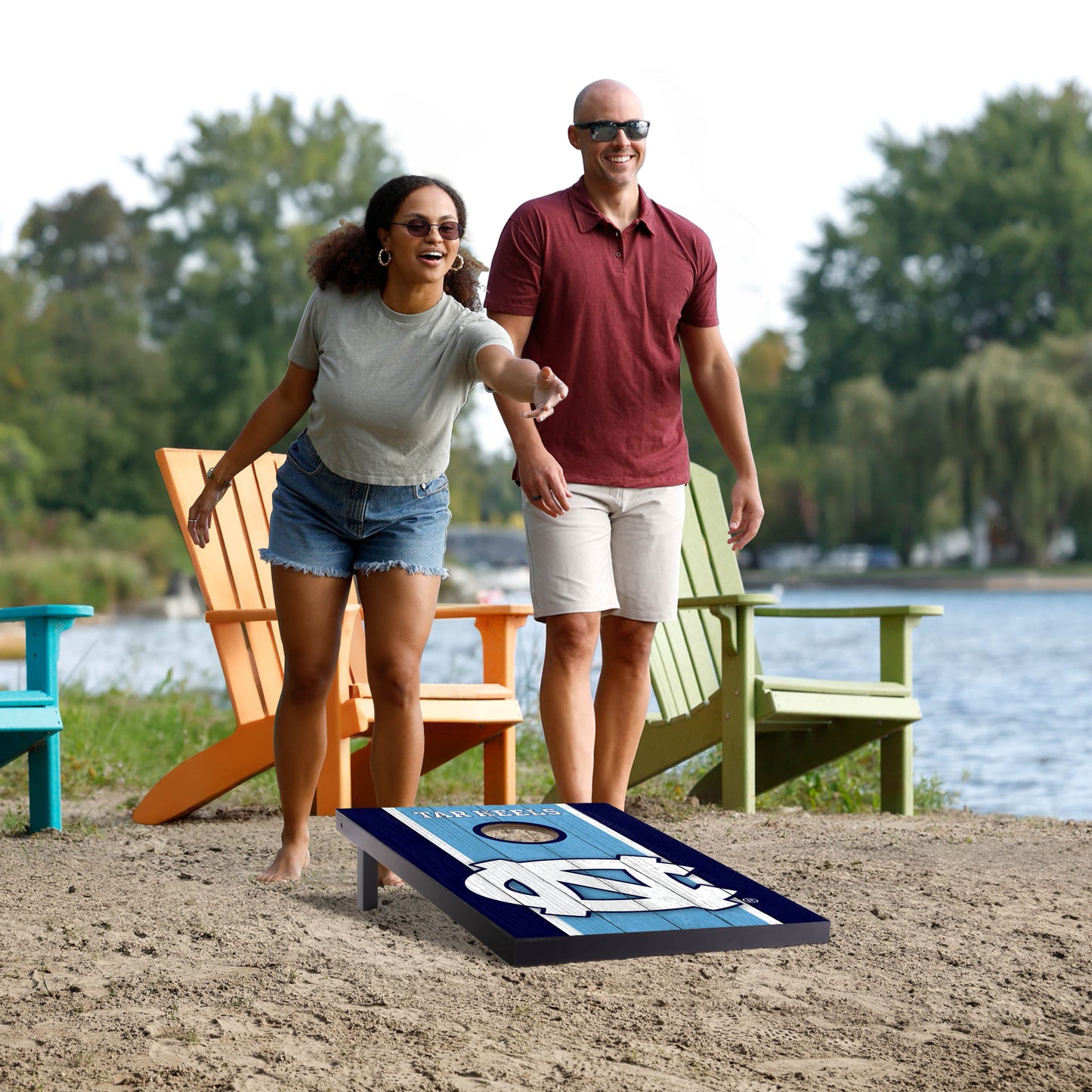 NCAA North Carolina Tar Heels 2' x 3'MD 2' x 3' MDF Cornhole Set