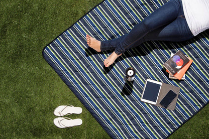 Vista Outdoor Picnic Blanket & Tote