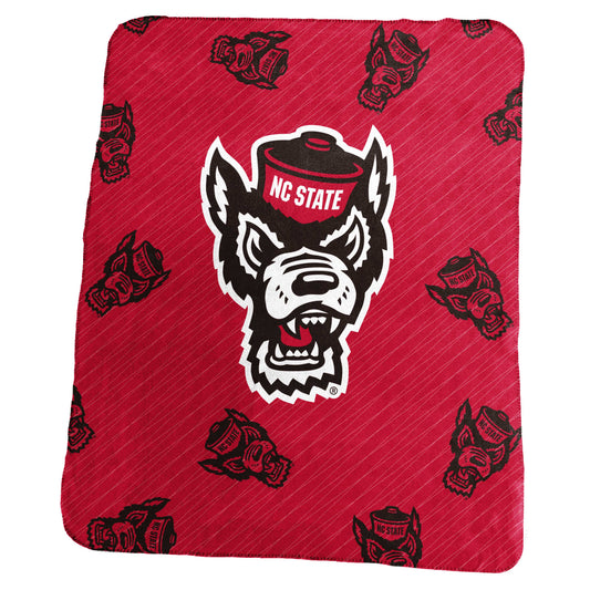 NC State Repeating Classic Fleece Throw