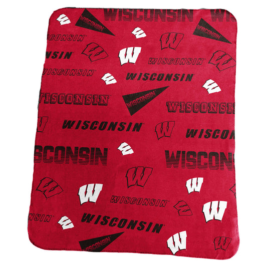 Wisconsin Fanatics Classic Fleece Throw