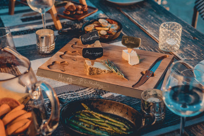 Green Bay Packers - Delio Acacia Cheese Cutting Board & Tools Set