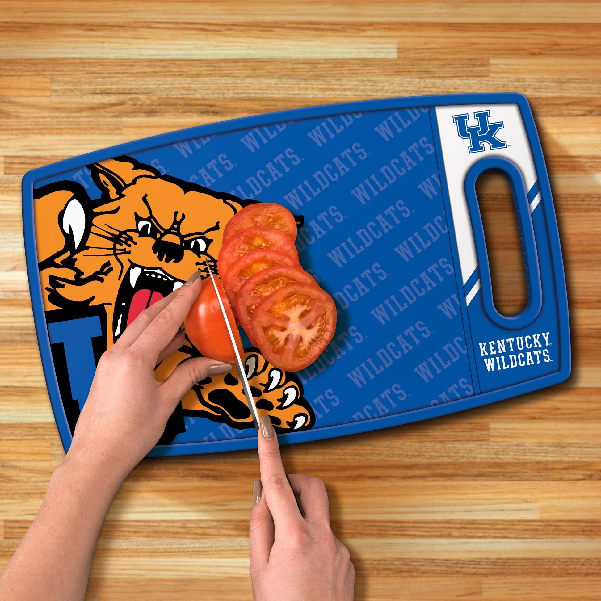 Kentucky Wildcats Logo Series Cutting Board Alt 3