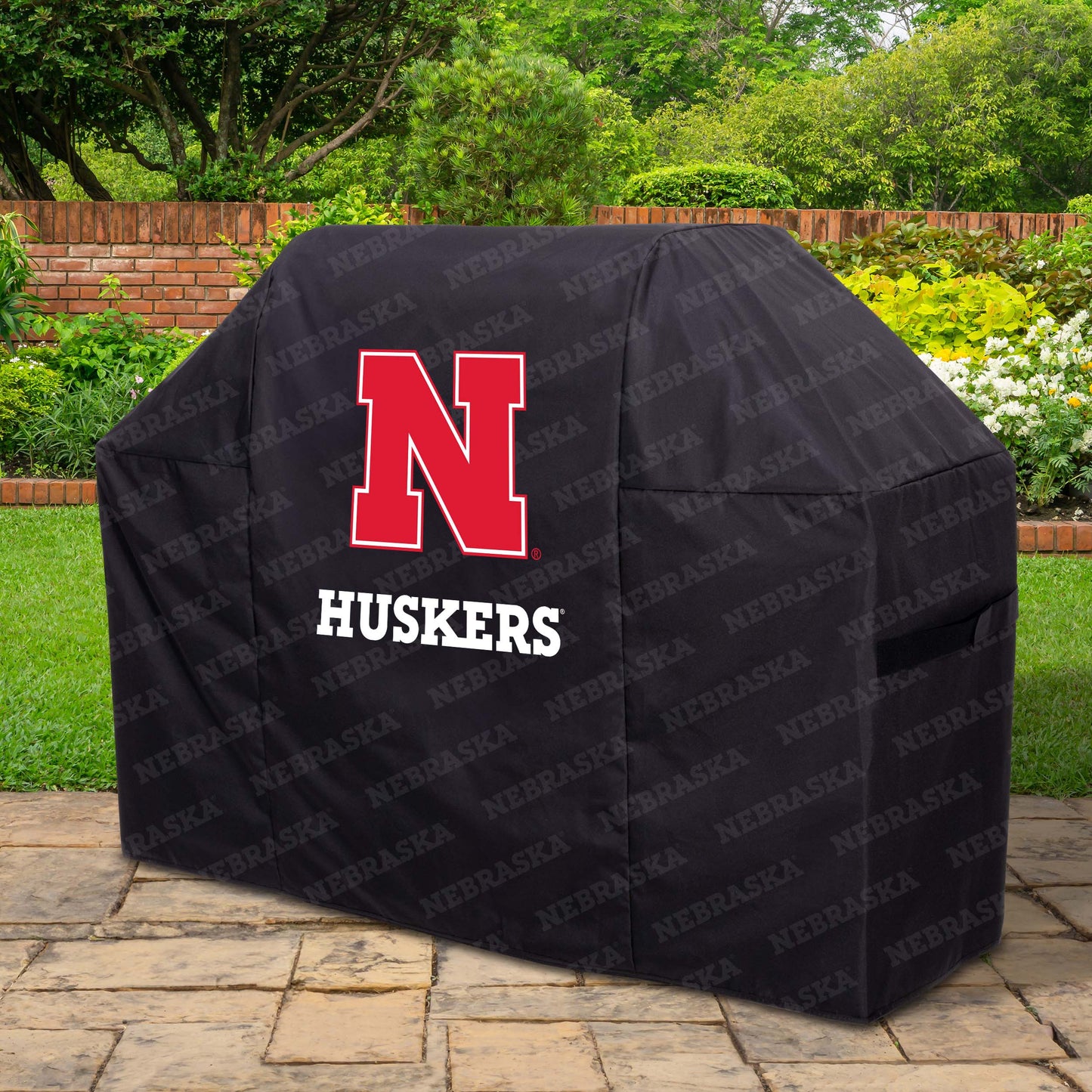 NCAA Nebraska Cornhuskers Heavy Duty Grill Cover