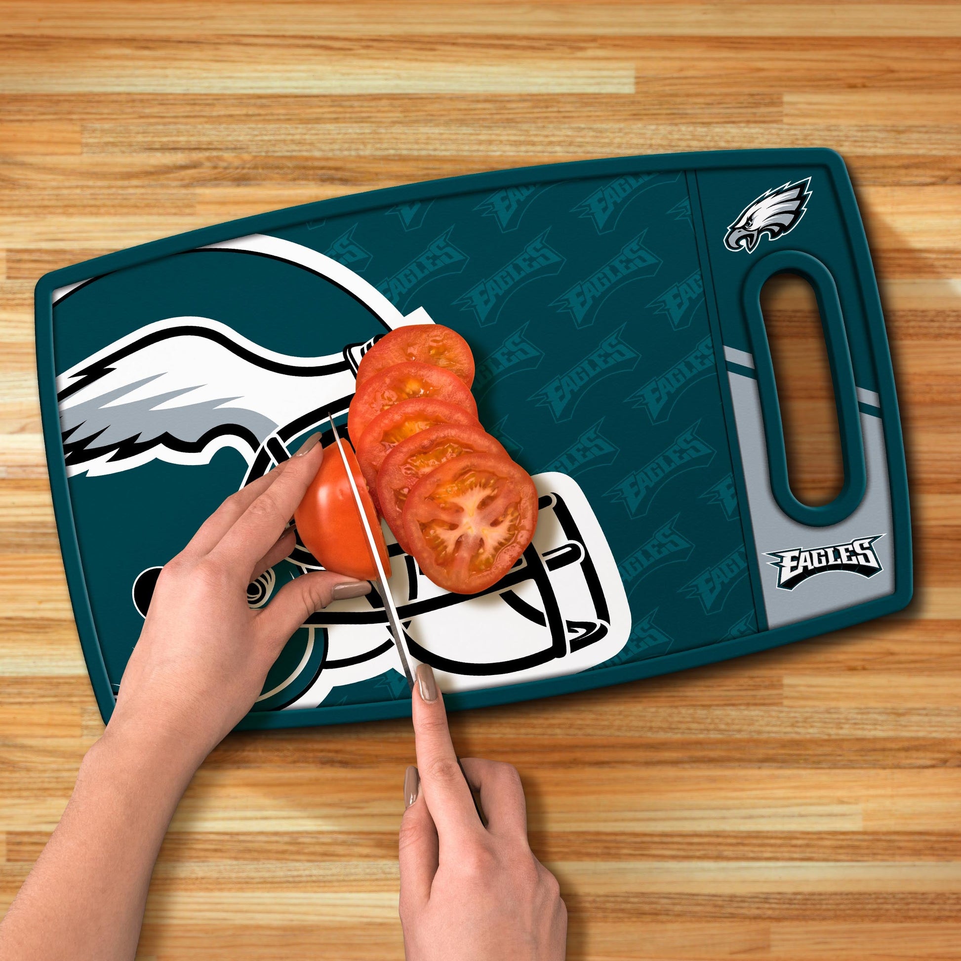 Philadelphia Eagles Logo Series Cutting Board Alt 3