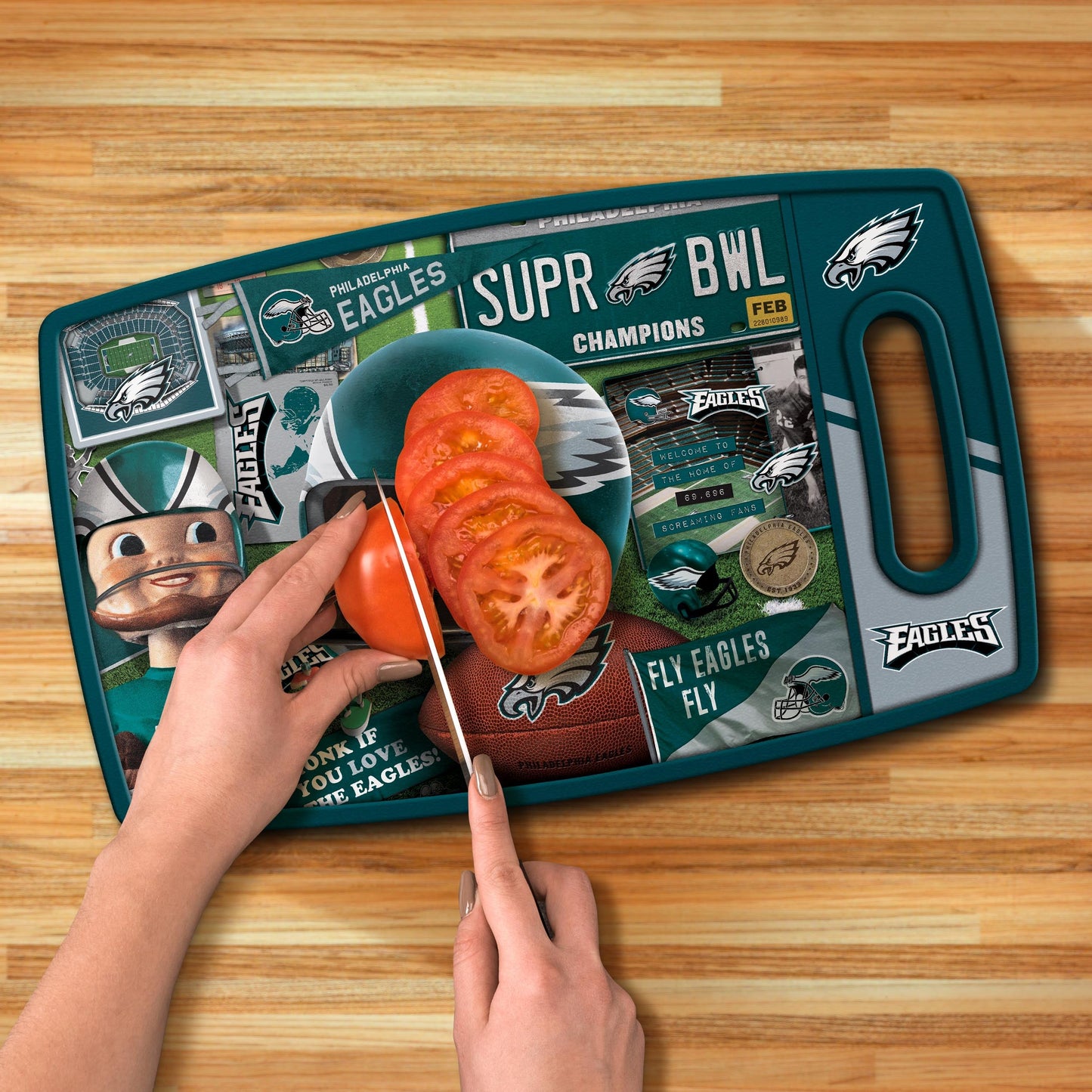 Philadelphia Eagles Retro Series Cutting Board Alt 3