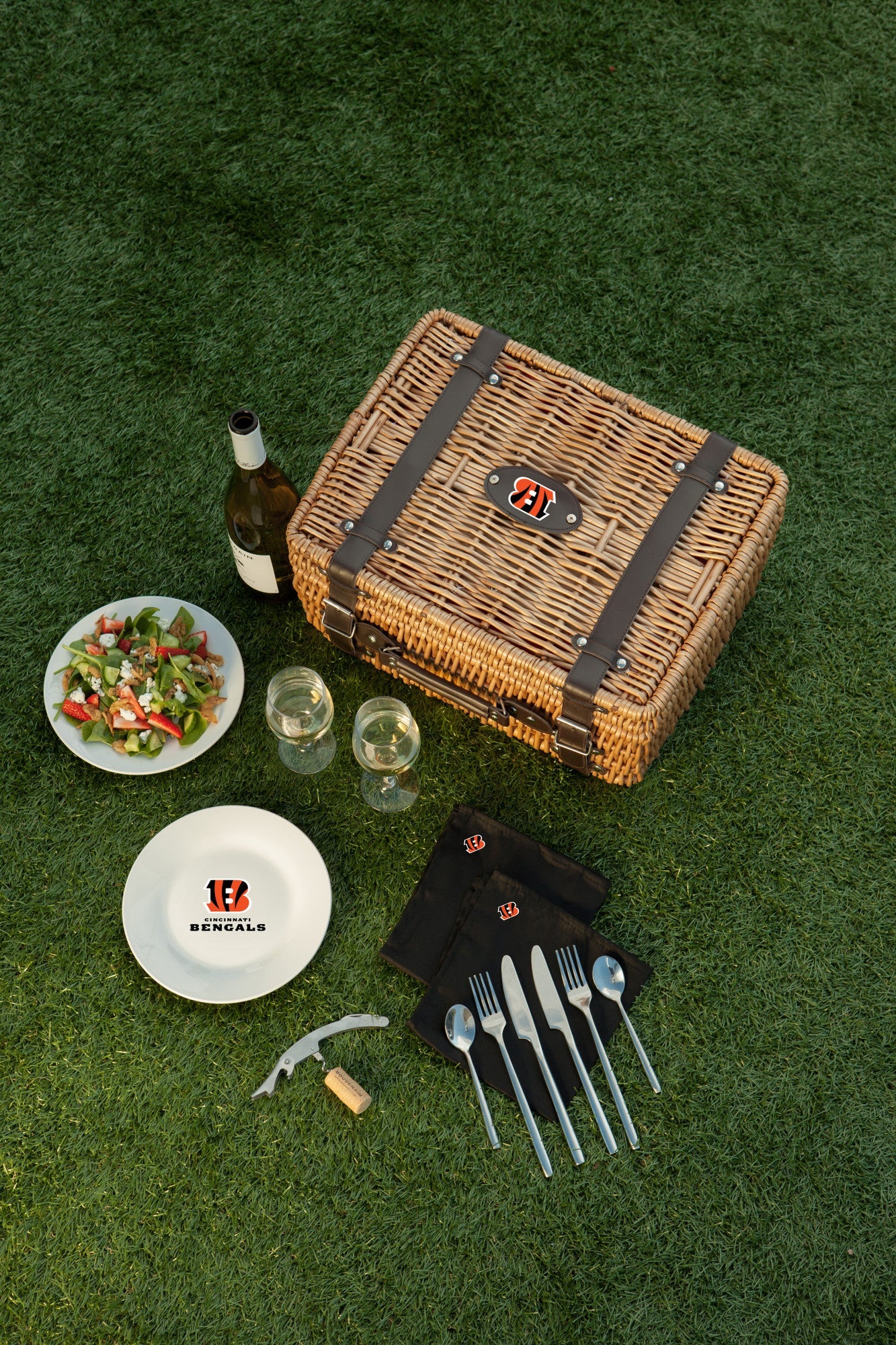 Cincinnati Bengals - Champion Picnic Basket