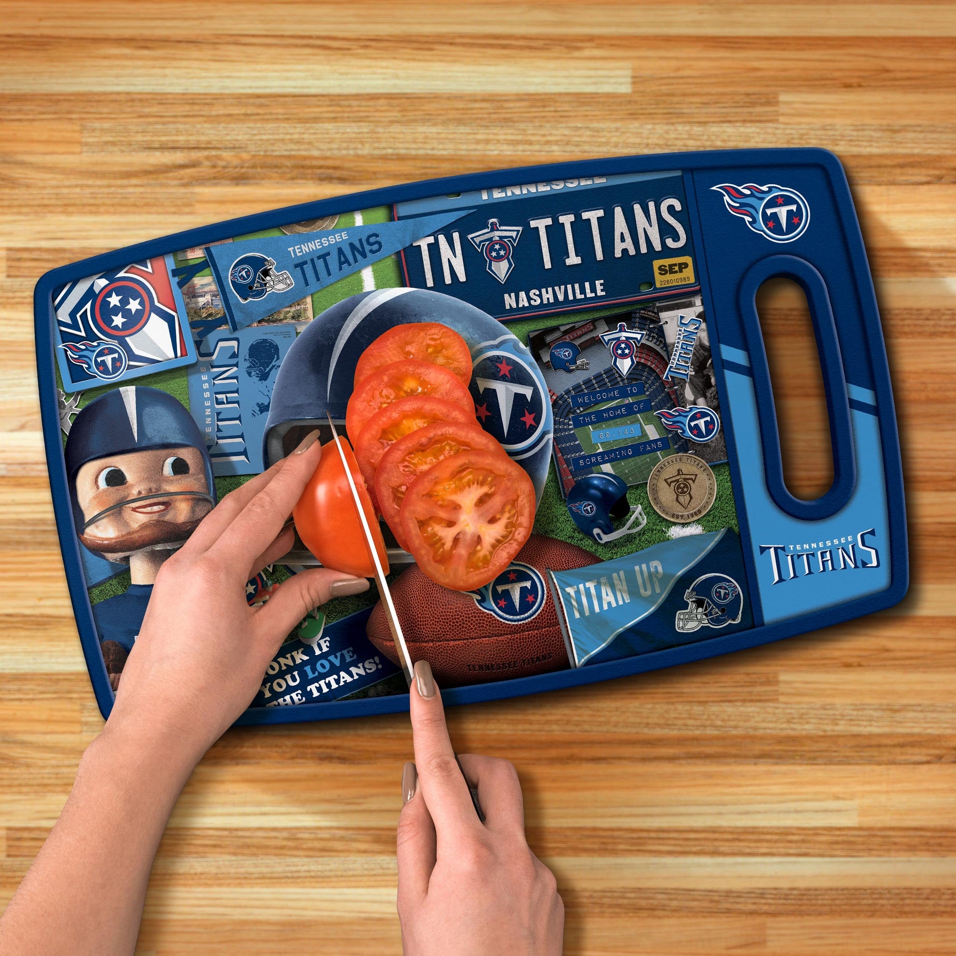 Tennessee Titans Retro Series Cutting Board Alt 3