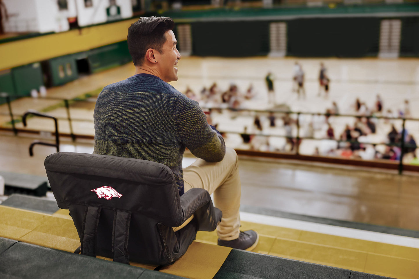 Arkansas Razorbacks - Ventura Portable Reclining Stadium Seat