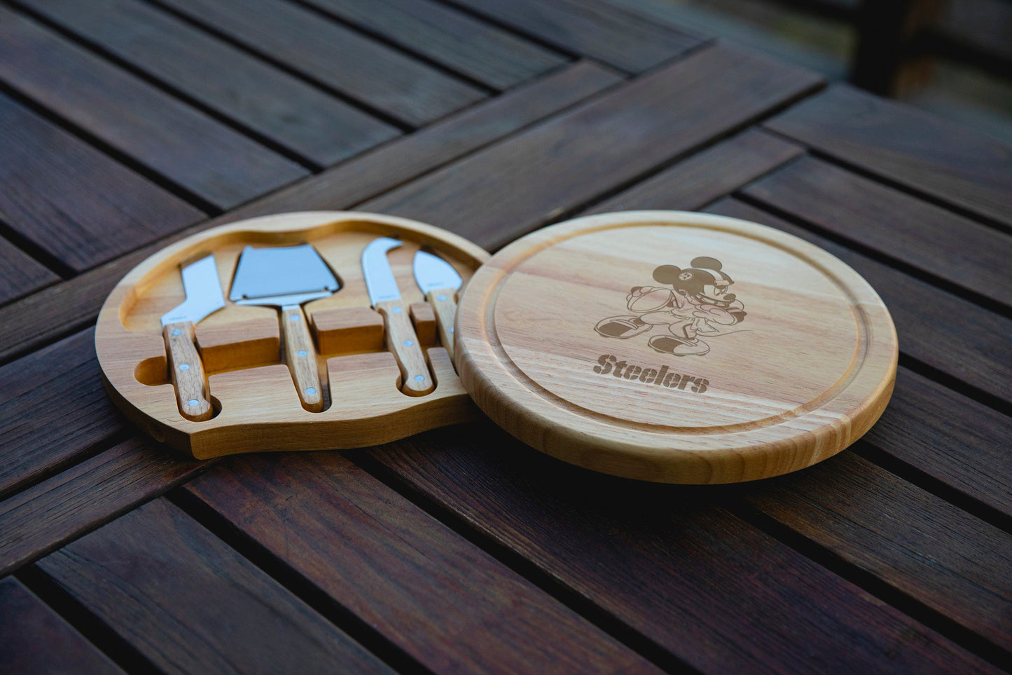 Pittsburgh Steelers Mickey Mouse - Circo Cheese Cutting Board & Tools Set