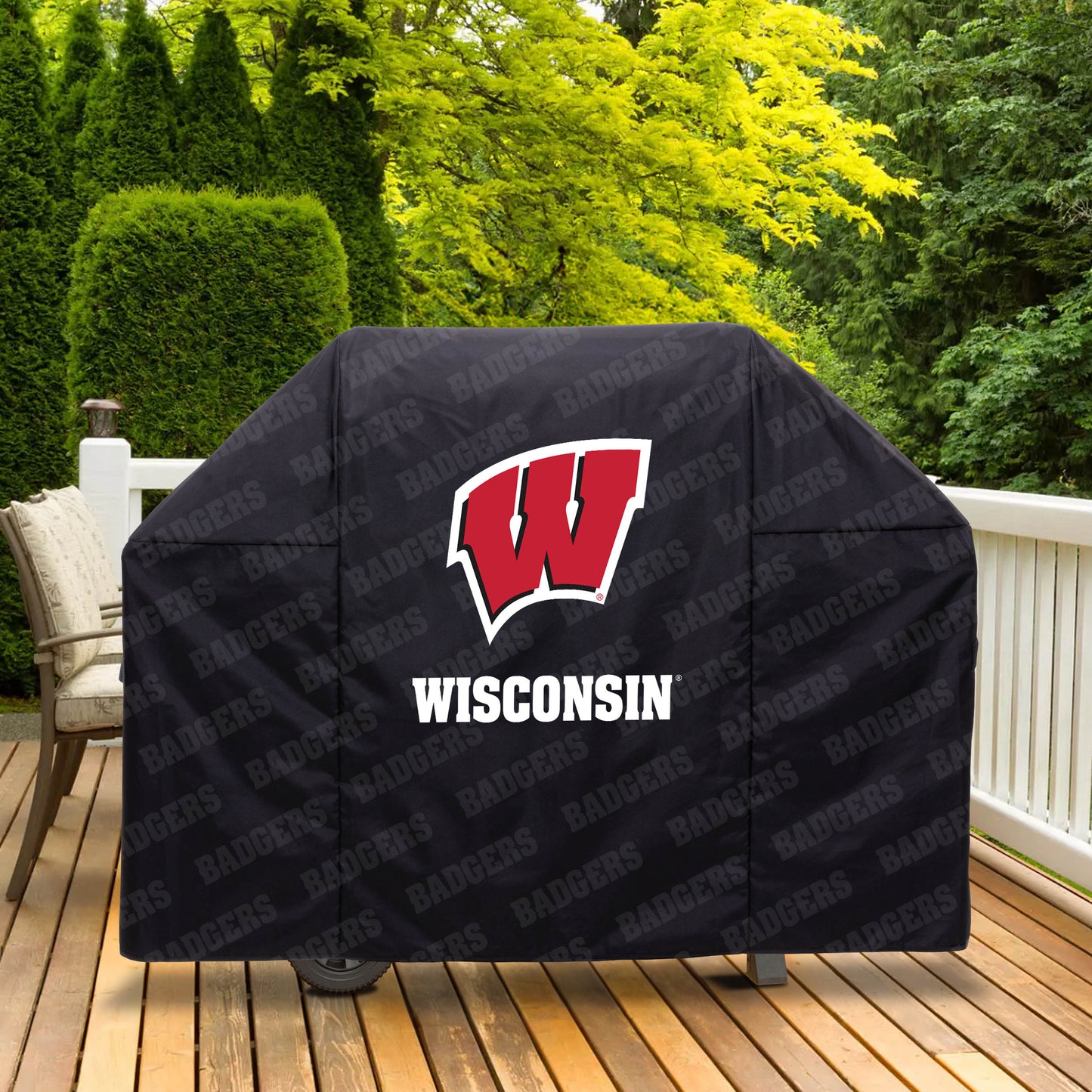 NCAA Wisconsin Badgers Heavy Duty Grill Cover