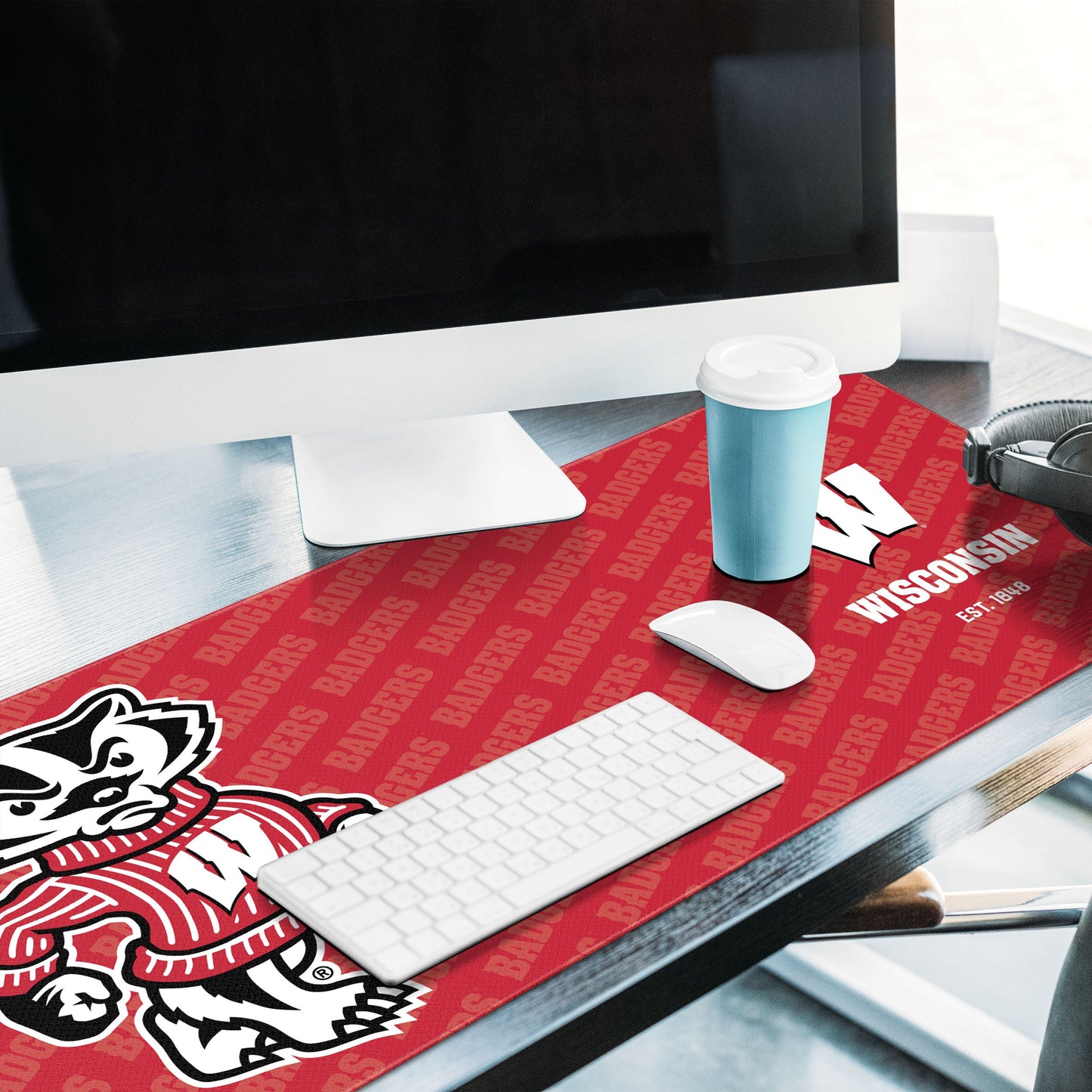 Wisconsin Badgers Logo Series Desk Pad Alt 2