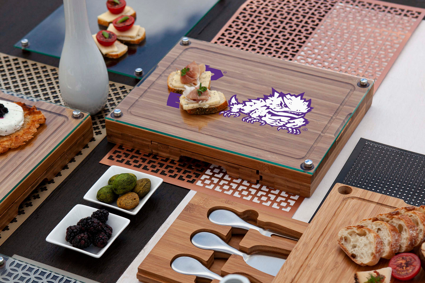 TCU Horned Frogs - Concerto Glass Top Cheese Cutting Board & Tools Set